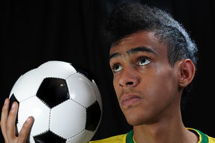 华体会平台下载-西甲球队采用焦点匹配系统优化局部空间压迫战术